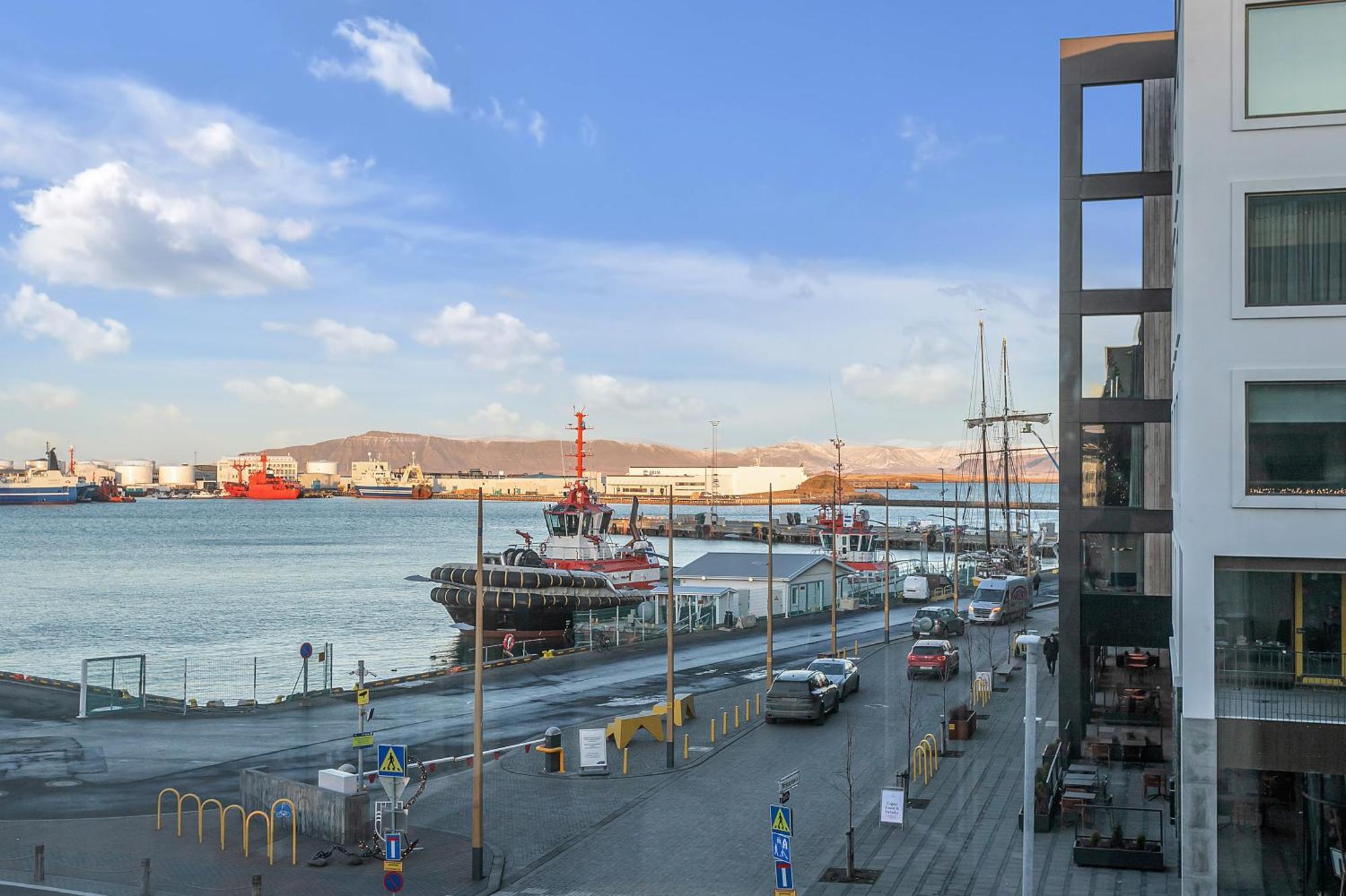 Sunny Central Reykjavik Apartment - Harbour View Экстерьер фото